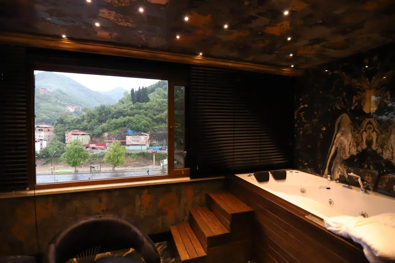 Bayrak Grand Hotel Trabzon